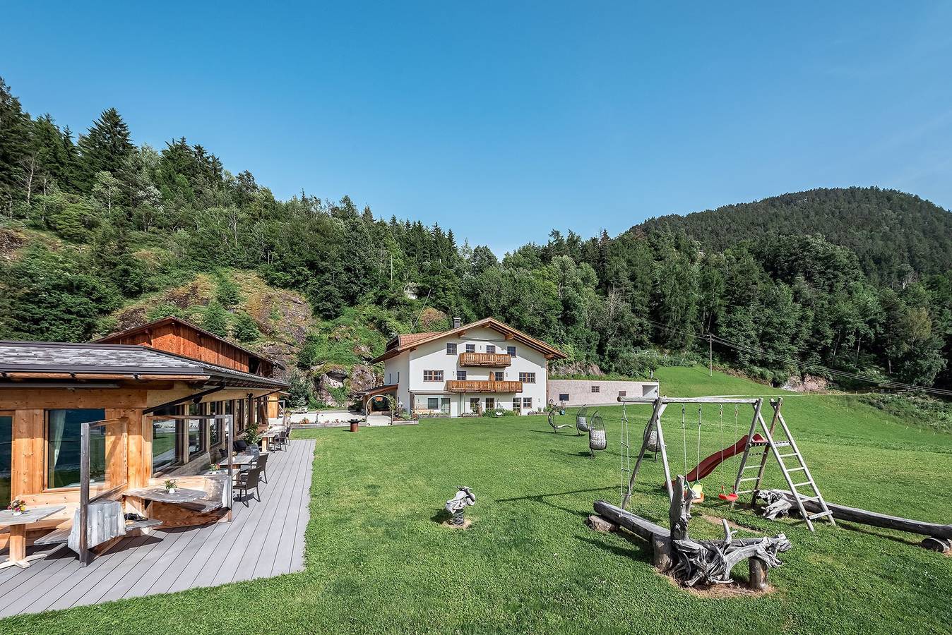 Ganze Wohnung, Ferienwohnung "Himmelreich" bei Seiser Alm mit Bergblick & Balkon in Tagusens, Kastelruth