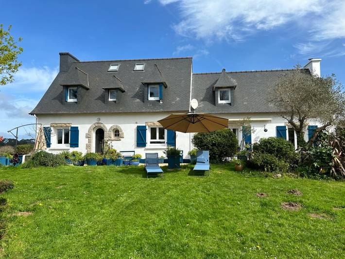 Gîte pour 15 personnes, avec jardin et terrasse, animaux acceptés