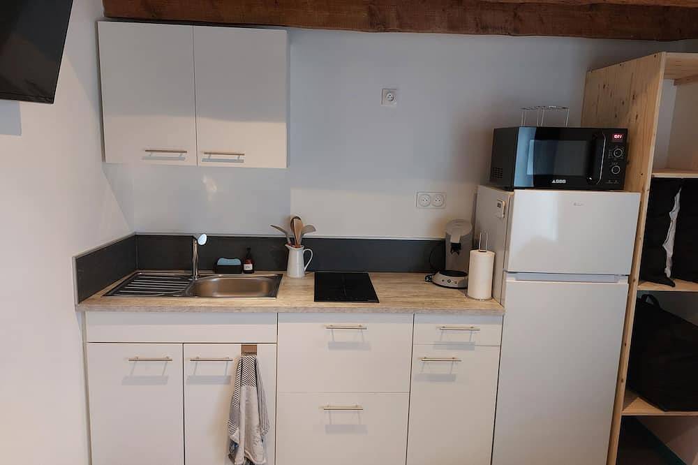 Ganze Wohnung, Studio n° 4 Clos saint-Genest in Manzat, Regionaler Naturpark Volcans d'Auvergne