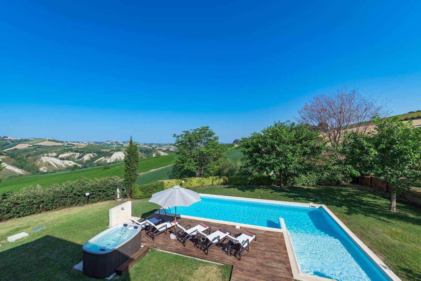Villa für 8 Personen mit Garten in Offida, Ascoli Piceno Provinz