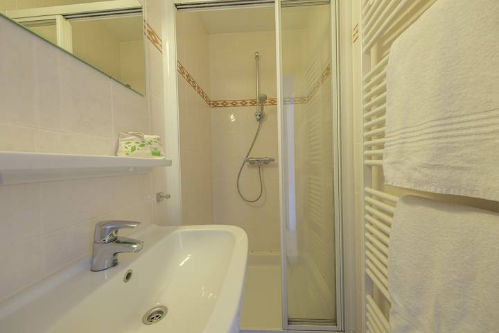 Bungalow für 8 Personen, mit Balkon/Terrasse und Terrasse