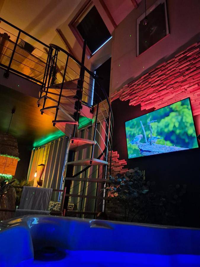 Gîte pour 2 personnes, avec jacuzzi à Solesmes - 2