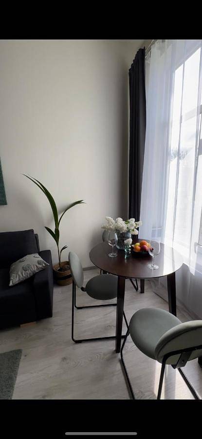 Ganze Wohnung, Apartment with Terrace in Pärnu, Region Pärnu