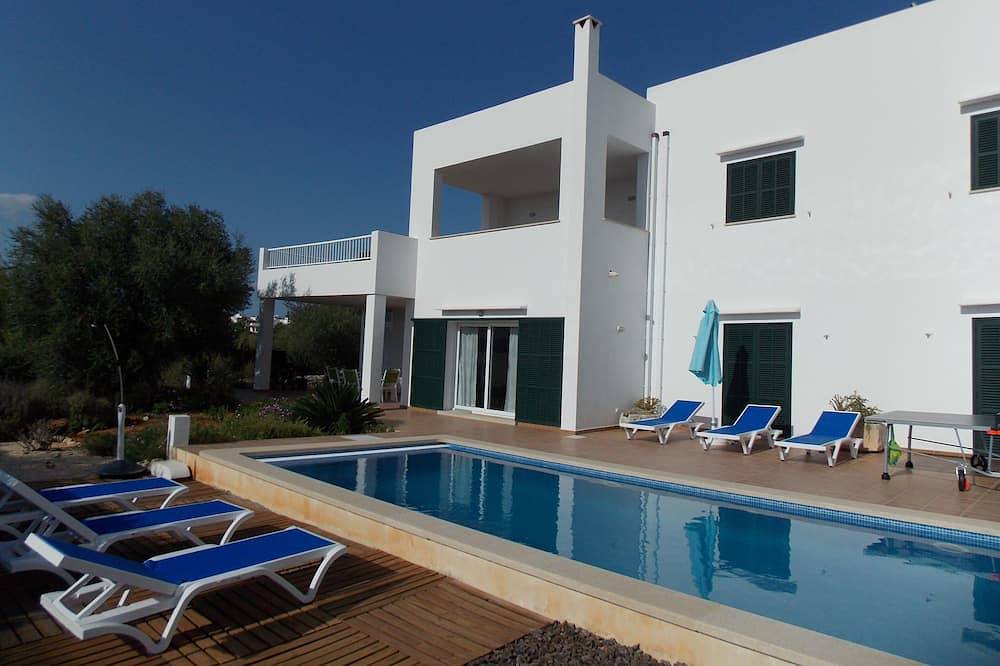 New Villa With Private  Pool At Walking Distance From The Centre/Beach in Cala d'Or, Santanyí