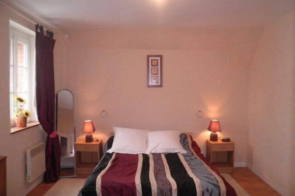 Entire apartment, Pleasant cottage renovated quietly, near the landing beaches in Carentan les Marais, Saint-Lô region