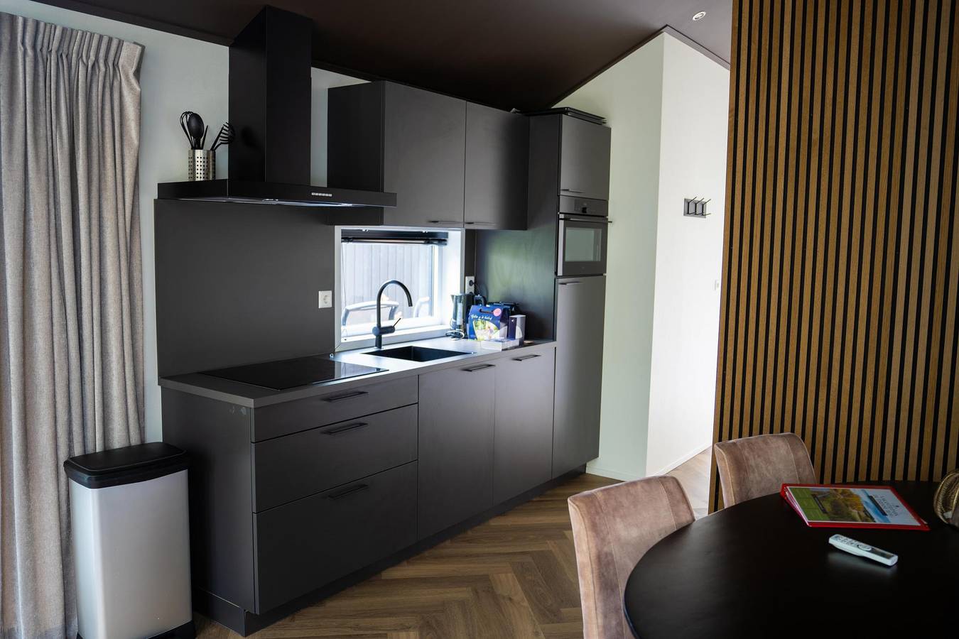Vakantiepark De Thijmse Berg — Bos Cottage met hottub | 4 personen in Rhenen, Provincie Utrecht