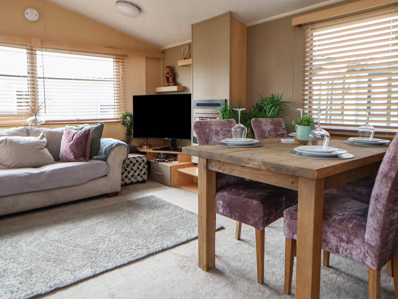 Caravan 596 in Prestatyn, Denbighshire