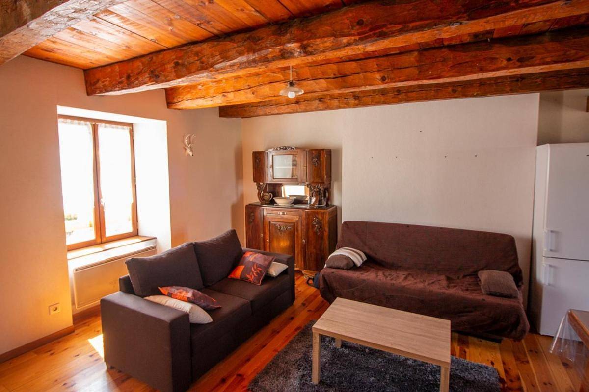 Appartement entier, Apartment - Split Level in Nasbinals, Région de Mende