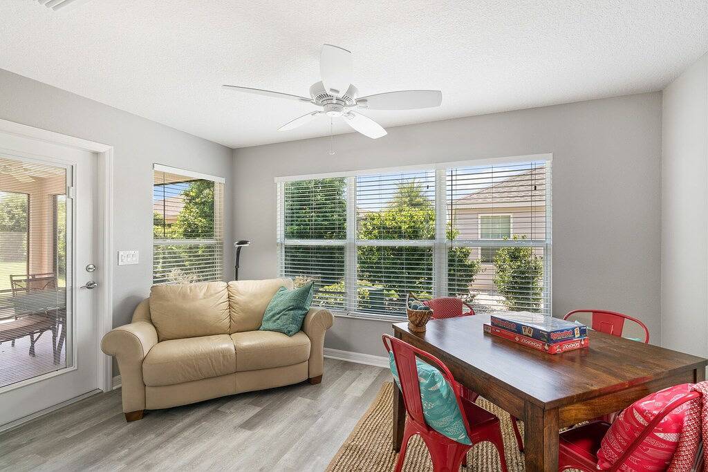 Brandneues Angebot! Eine friedliche Atempause im Herzen von The Villages in The Villages, Sumter County