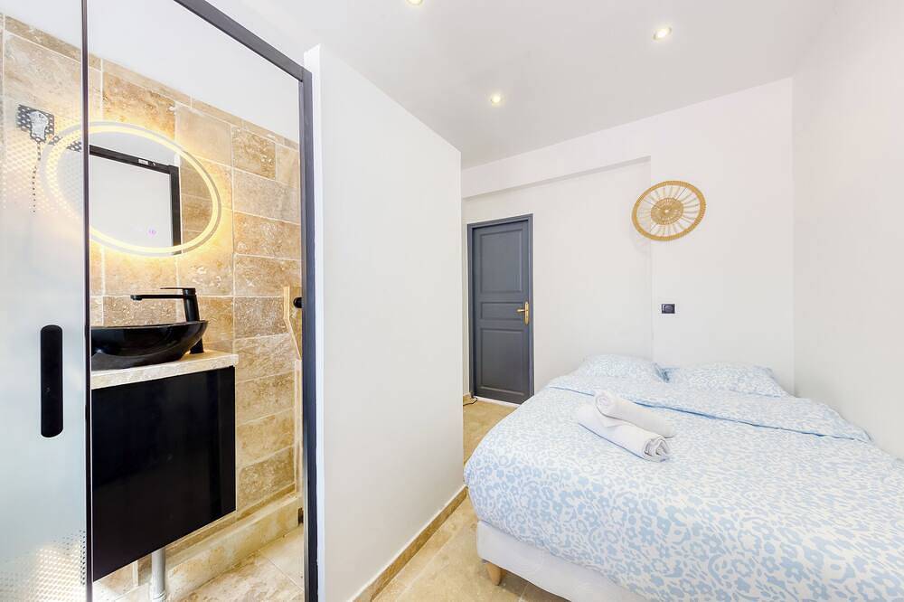 Entire apartment, Cosy apartment - Near Rer An and Paris in Rueil-Malmaison, Hauts-de-Seine