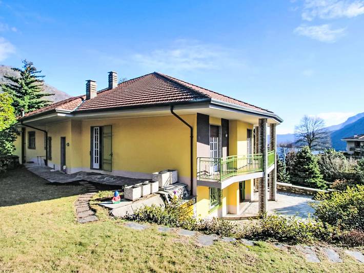 Gîte pour 6 personnes, avec terrasse dans Mergozzo - 2