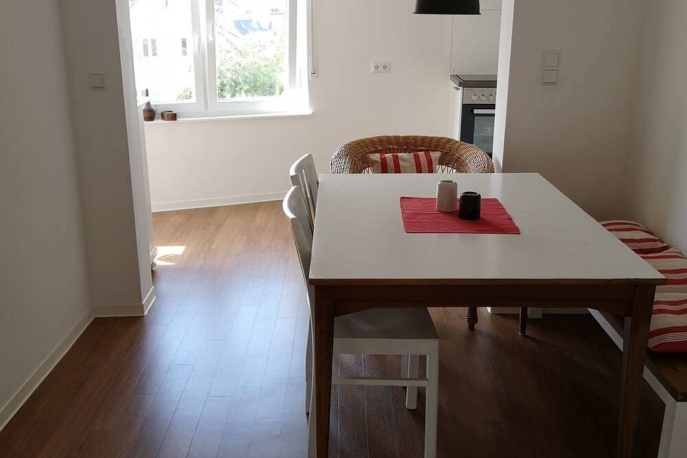 Appartement entier, Appartement exclusif à Baach parmi les vignobles de Winnenden près de Stuttga in Winnenden, Arrondissement de Rems-Murr