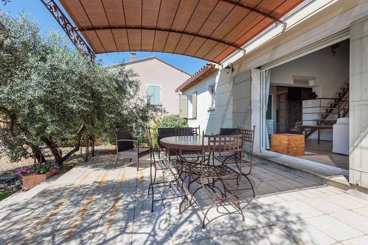 Ferienhaus für 6 Personen, mit Terrasse und Garten - 1
