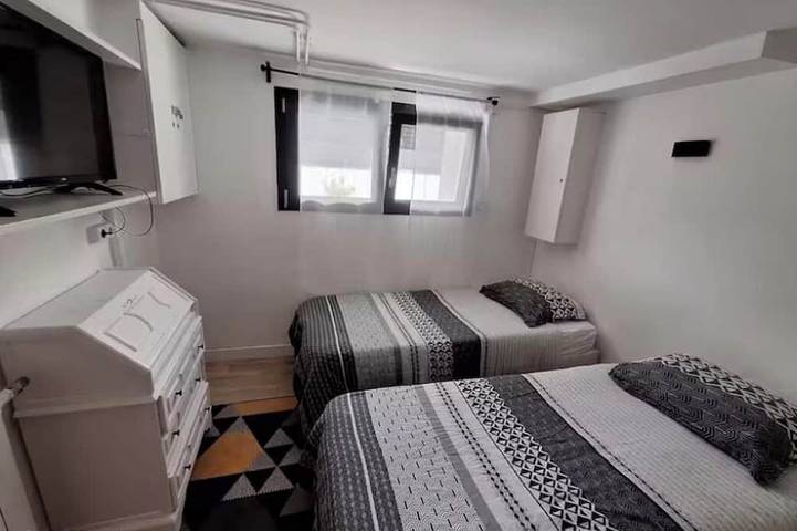 Entire apartment, Paris, Disneyland, Astérix, Cdg Airport, Exhibition Center in Villeparisis, Seine-et-Marne