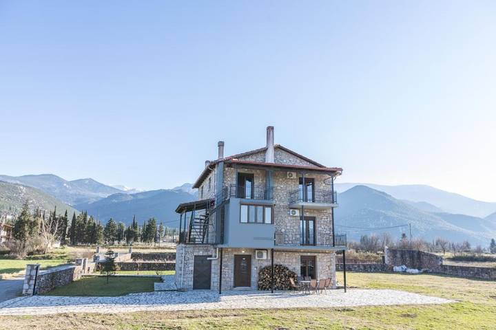 Apartamento para 3 personas, con vistas y jardín en Delfos