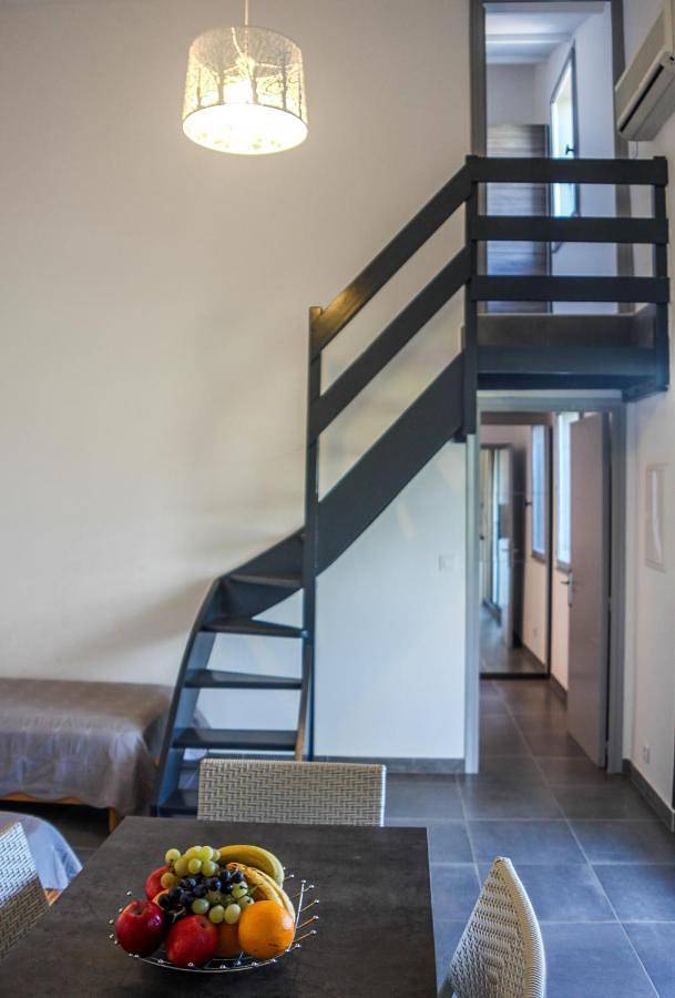 Location de vacances pour 2 personnes, avec jardin dans Golfe De Santa Giulia - 4