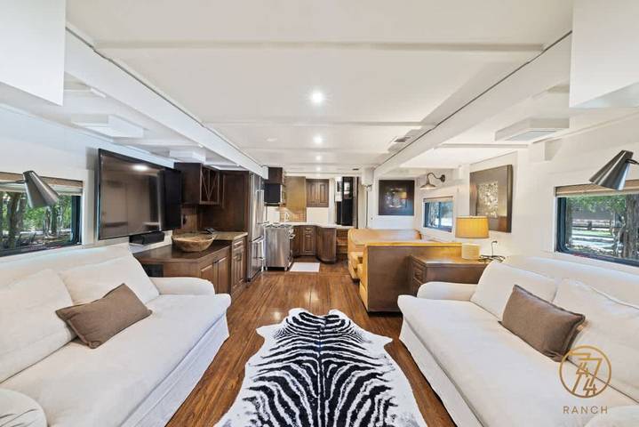 Chalet para 4 personas, con vistas al lago además de jardín y balcón - 1