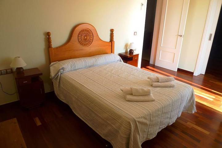 Chalet für 9 Personen, mit Garten und Balkon sowie Whirlpool auf Menorca - 3