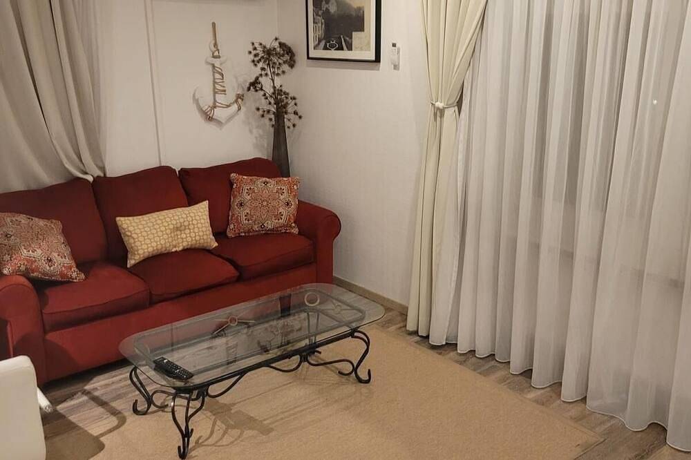 Ganze Wohnung, Cozy 1-bedroom apartment in perfect Landstuhl with Ac in Landstuhl, Saar-Nahe-Bergland