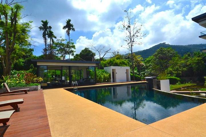 Appartement de vacances pour 5 personnes, avec jardin ainsi que piscine et vue