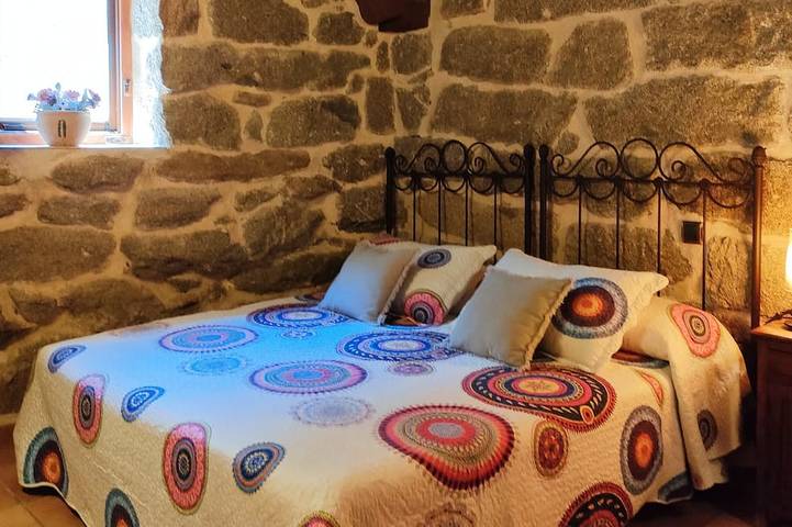 Casa rural para 5 personas, con terraza y piscina - 1