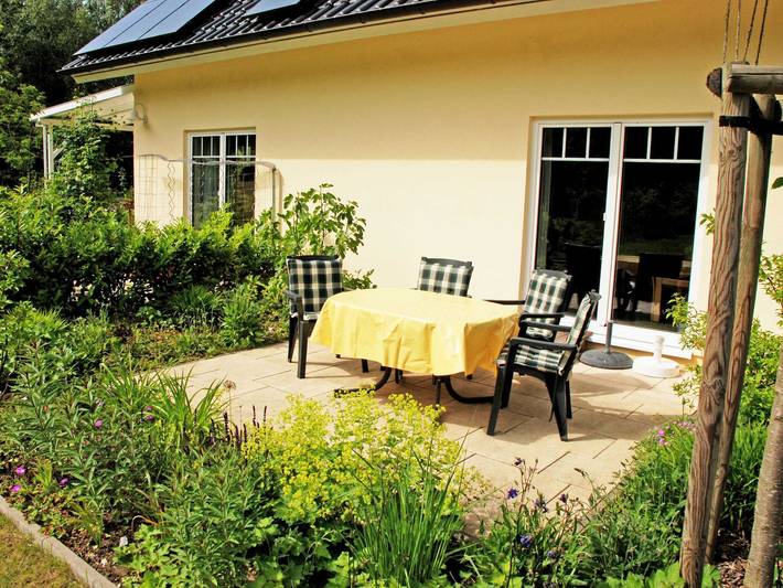 Ferienwohnung für 4 Personen, mit Terrasse und Garten in Poseritz - 3