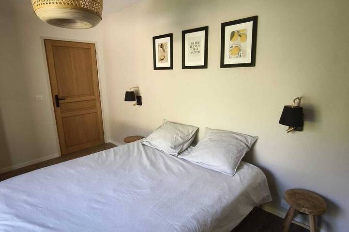 Location de vacances pour 10 personnes, avec piscine et jacuzzi à La Cassagne - 2