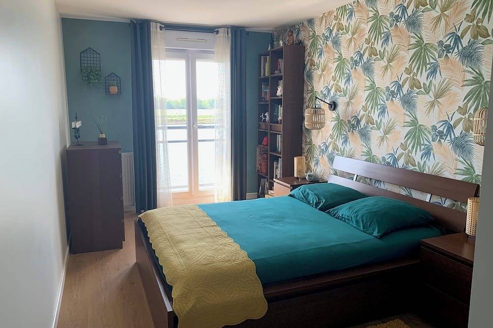 Entire apartment, Très bel Appartement Centre Ville vue Exceptionnelle sur la Seine in Ablon-sur-Seine, Val-de-Marne