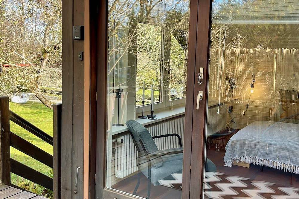 Ganze Wohnung, Quiet 2 room garden loft with terrace in Bad Tölz, Tölzer Land
