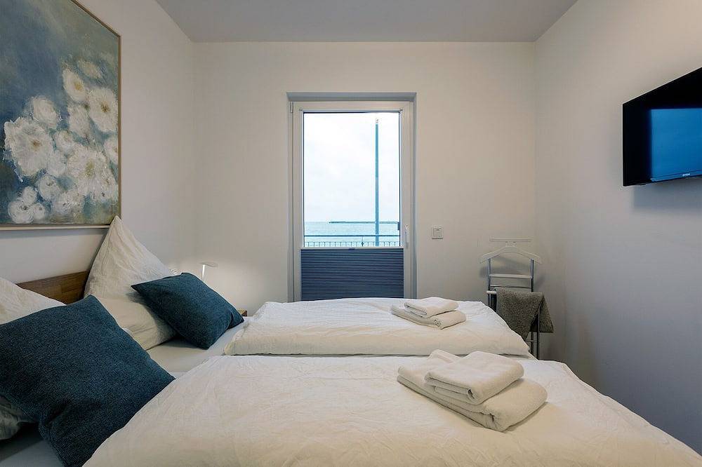 Ganze Wohnung, Eastside - rollstuhlgerecht, 1. Reihe, strandnah, Terrasse, Meerblick in Olpenitz, Kappeln