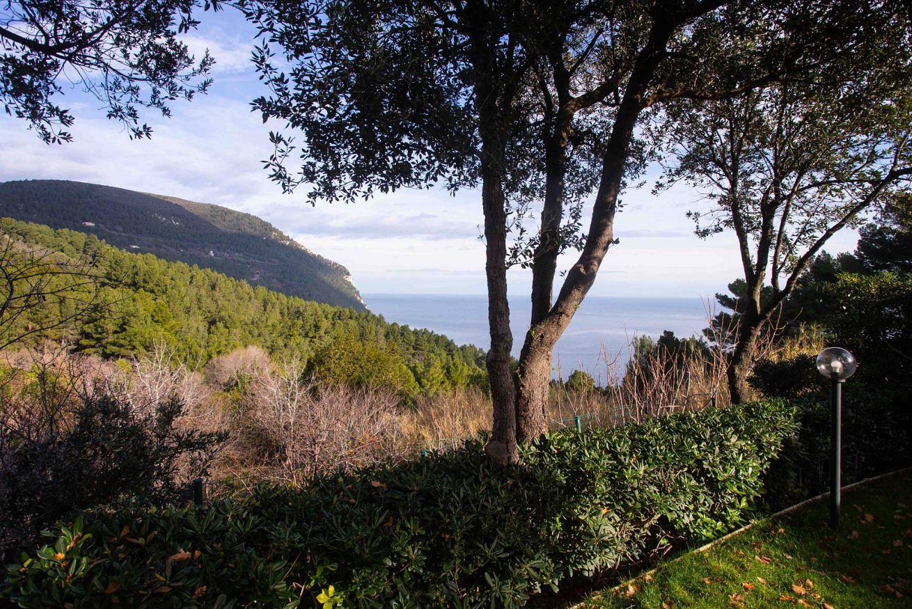 Apartamento entero, S099 - Sirolo, new one bedroom apartment with wonderful sea view in Sirolo, Riviera del Conero