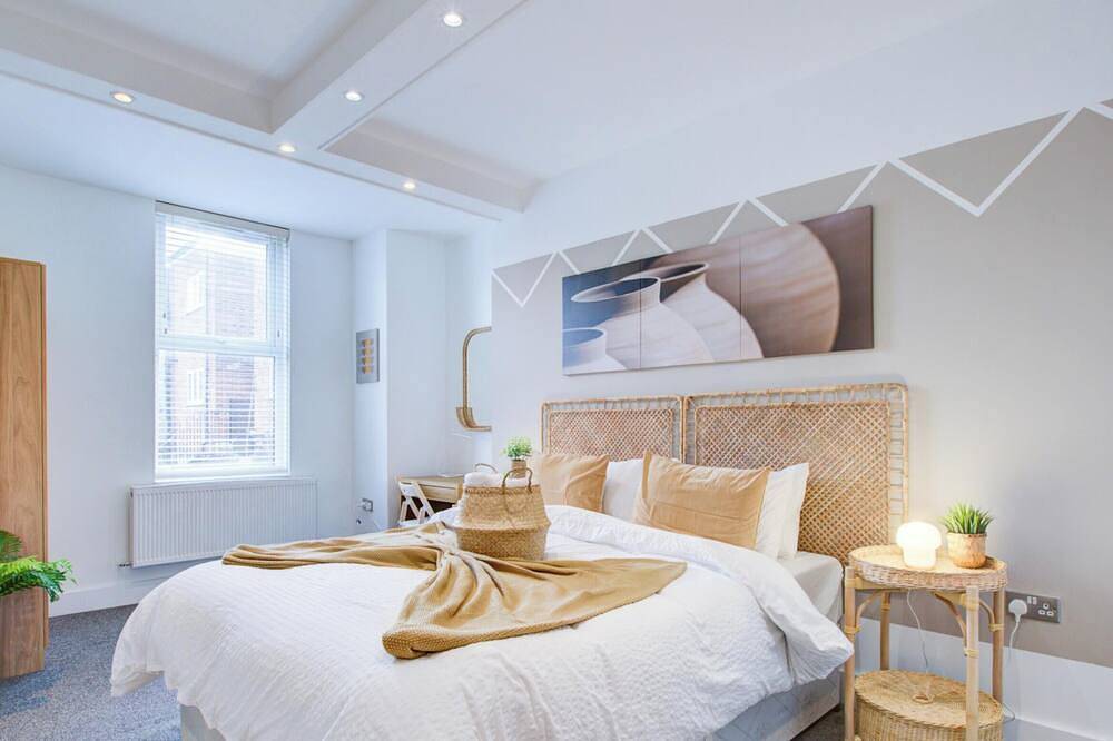 Ganze Wohnung, Apartment-Eigenes Badezimmer-High Street, Sutton in Sutton (London), London