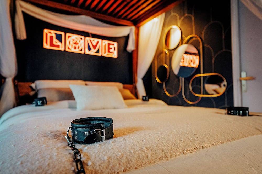 Ganze Wohnung, Love Room romantic suite L'Eure de Luxure in Évreux, Évreux und Umgebung