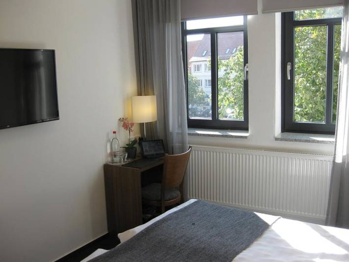 Hotel für 2 Personen, mit Terrasse und Ausblick in Bad Frankenhausen - 4