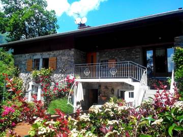 Gîte pour 2 personnes, avec terrasse à Magland