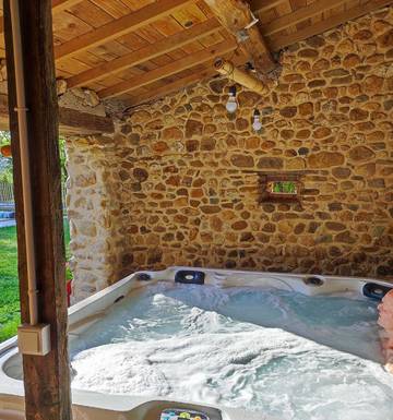 Gîte für 14 Personen in Saint-Genest-de-Contest, Zentralmassiv, Bild 4