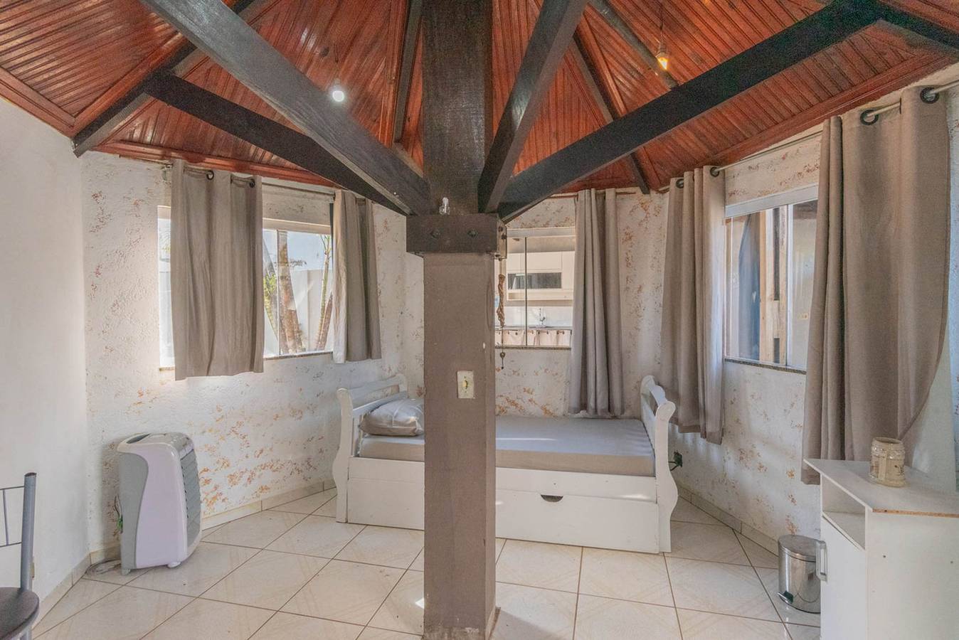 Casa com Piscina e Churrasqueira no Parque Fehr in São Carlos (SP), Estado de São Paulo