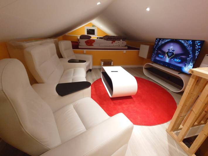 Villa für 15 Personen, mit Balkon/Terrasse und Meerblick sowie Seeblick in Schweden - 4