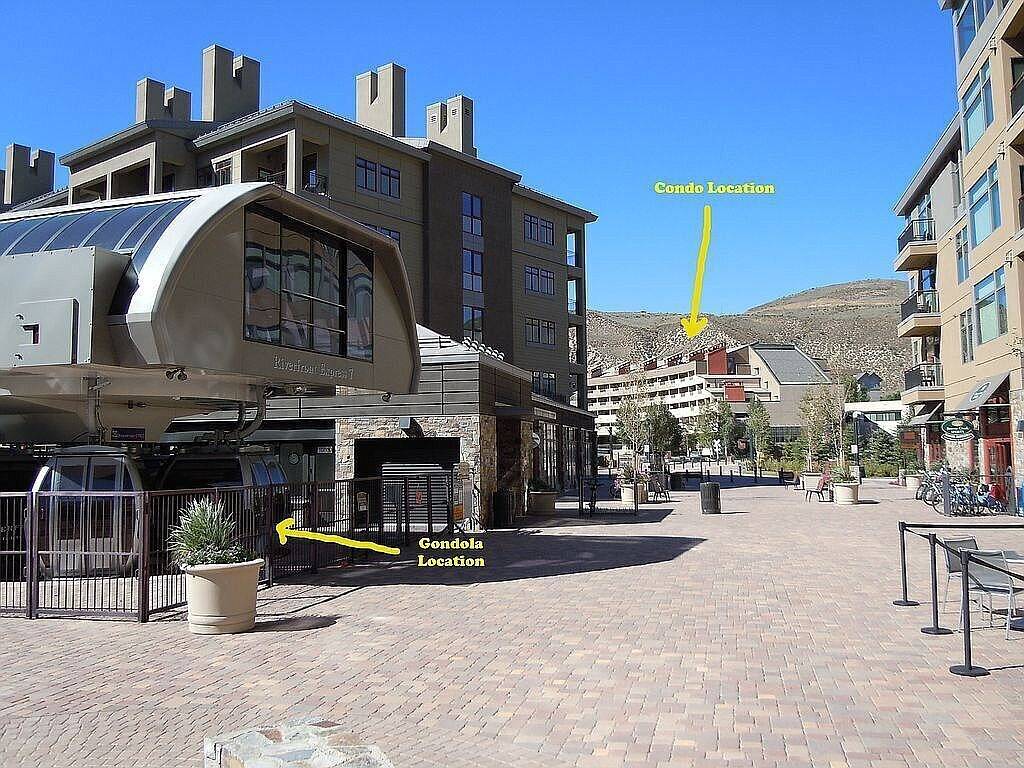 Ganze Wohnung, Luxury 2/2 condo faces Beaver Creek and is steps from Gondola in Avon, Beaver Creek