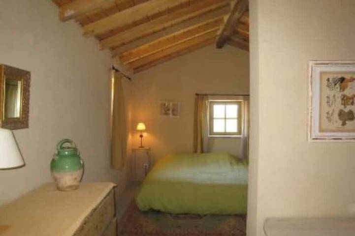 Location de vacances pour 8 personnes, avec jardin et terrasse à La Capelle-et-Masmolène - 2