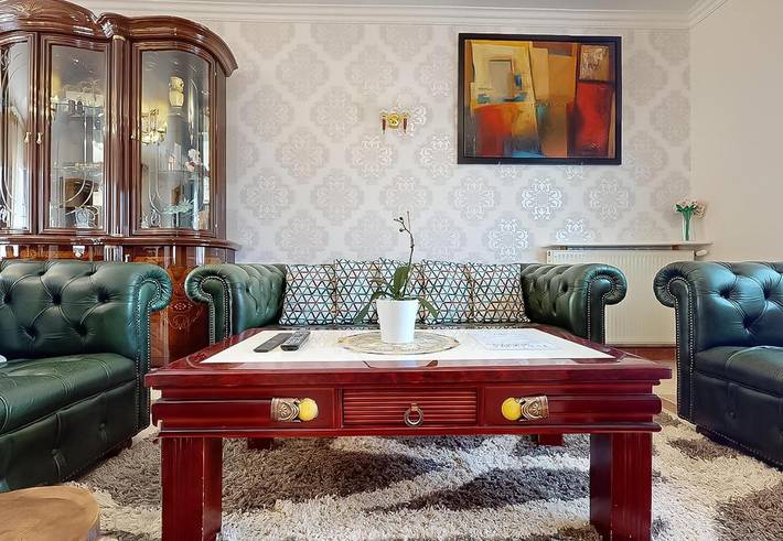 Location de vacances pour 10 personnes, avec jardin à Le Blanc-Mesnil - 4