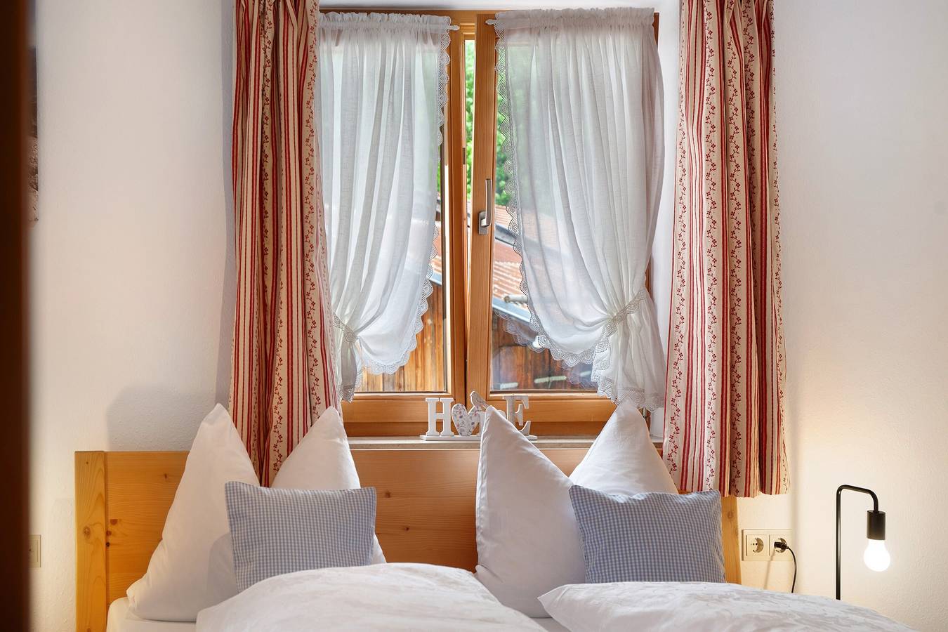 Appartement 'Ferienwohnung Zugspitze' met Uitzicht op de Bergen, Balkon en Wi-Fi, foto 12