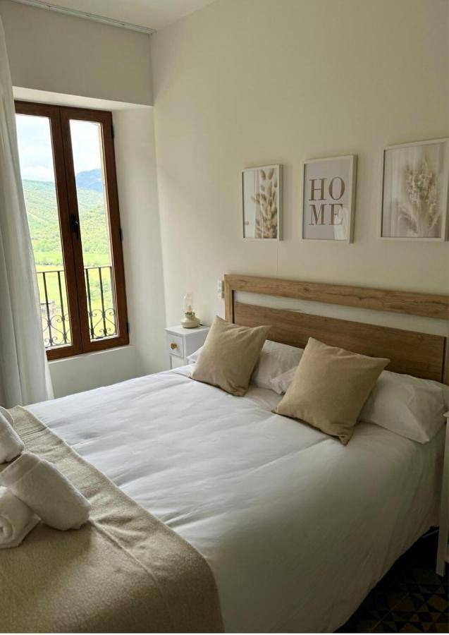 Location de vacances pour 12 personnes, avec vue et balcon à Boltaña - 4