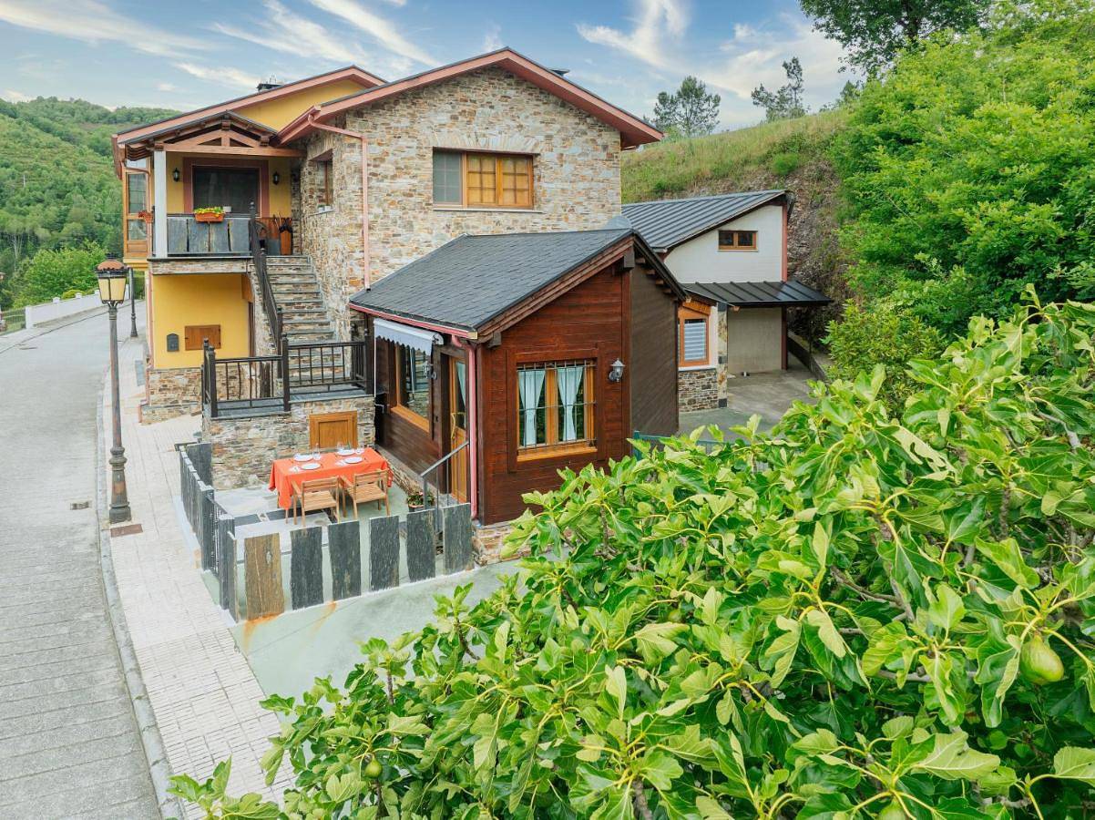 Apartamento entero, Two-Bedroom Apartment in Santa Eulalia de Oscos, Interior de Asturias