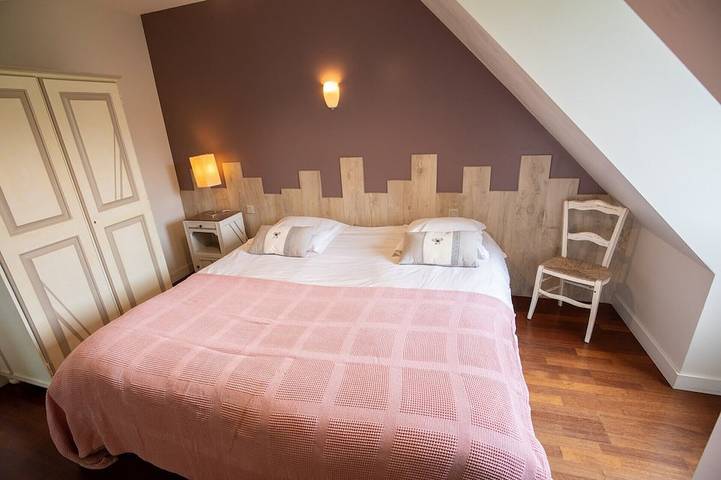 Gîte pour 8 personnes, avec piscine ainsi que jardin et sauna, animaux acceptés dans le Morbihan - 3