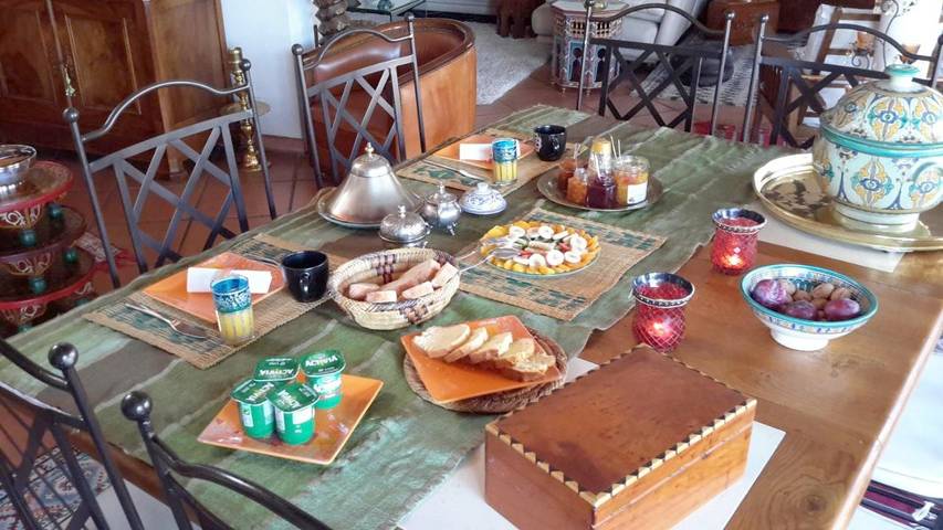 Chambre d’hôte pour 2 personnes, avec terrasse et vue ainsi que jardin et piscine dans les Pyrénées-Orientales - 4