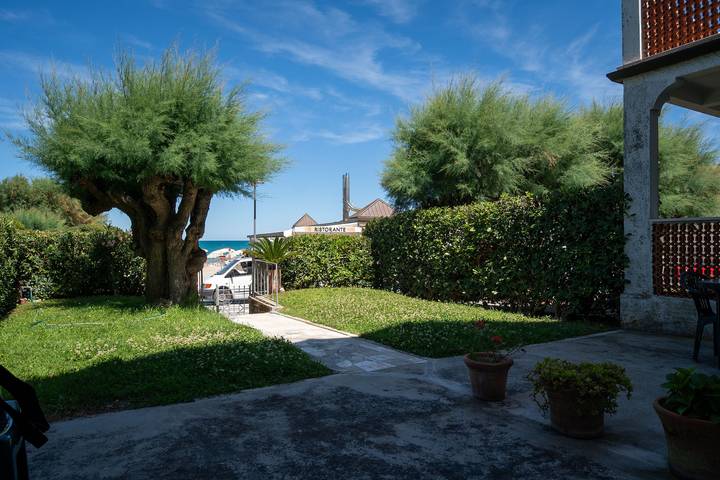 La casa di Roberto in Marcelli, Numana