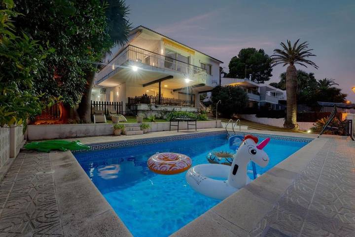 Vakantiehuis voor 15 personen, met whirlpool en balkon in Madrid