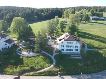 Chambre d’hôte pour 2 personnes, avec jardin dans Canton de Neuchâtel