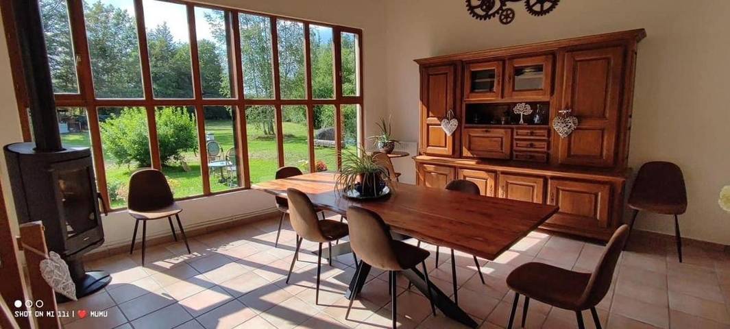 Location de vacances pour 3 personnes, avec jacuzzi ainsi que jardin et piscine à Mélisey - 4